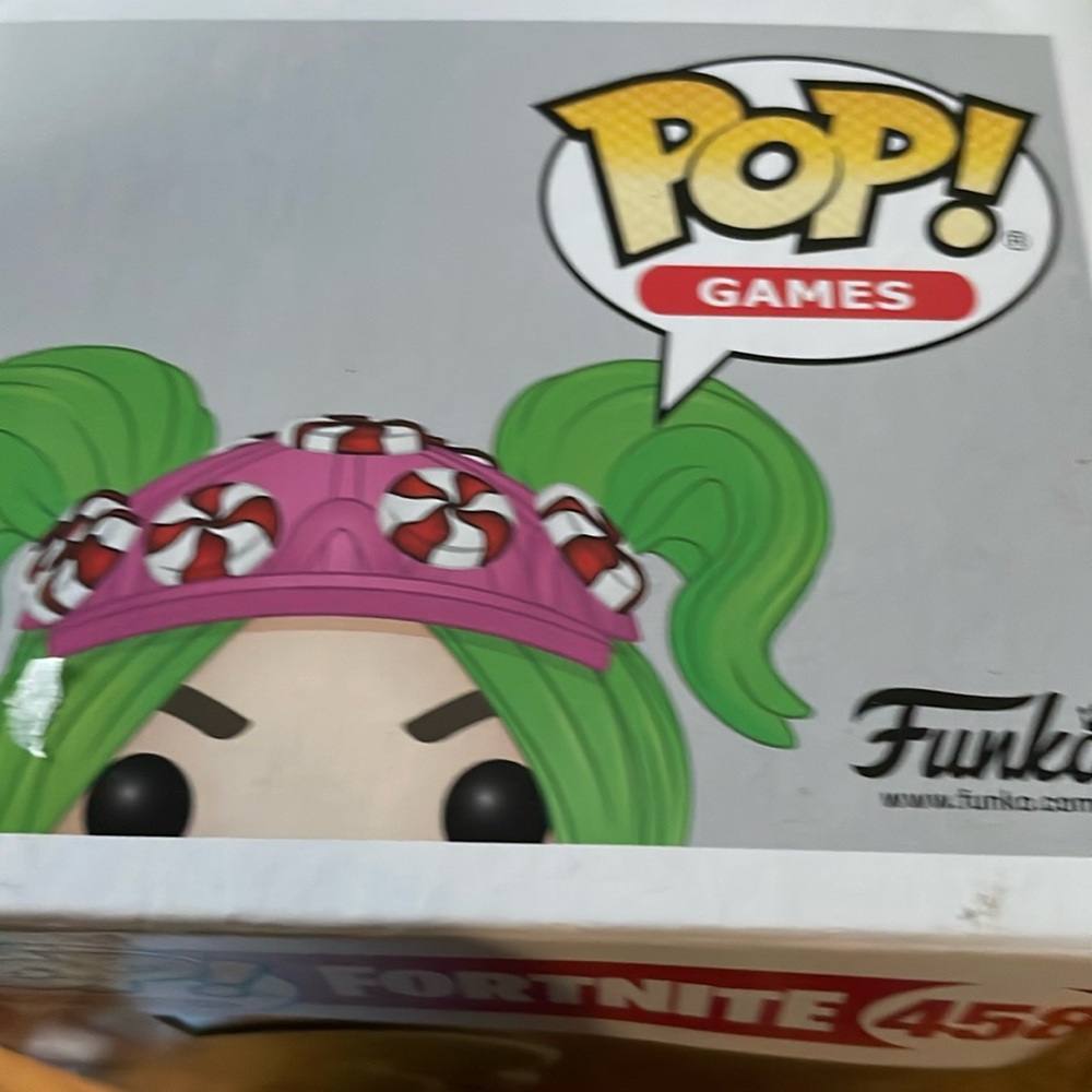 Funko Pop! Zoey Vinyl Figure #458 NEW - Picture 6 of 6
